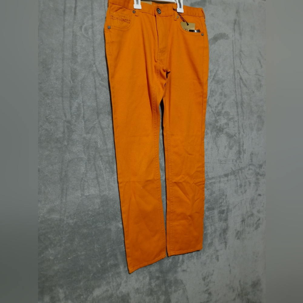 New. REQUEST PREMIUM Jeans.